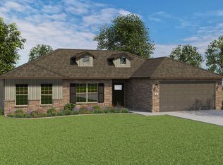 1613 Emma St, Gentry, AR 72734