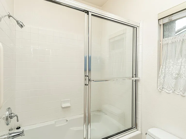 7505 Hazard Center Dr — Photo 22