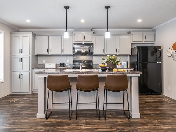 4th image of 225 Pebble Creek Dr #140