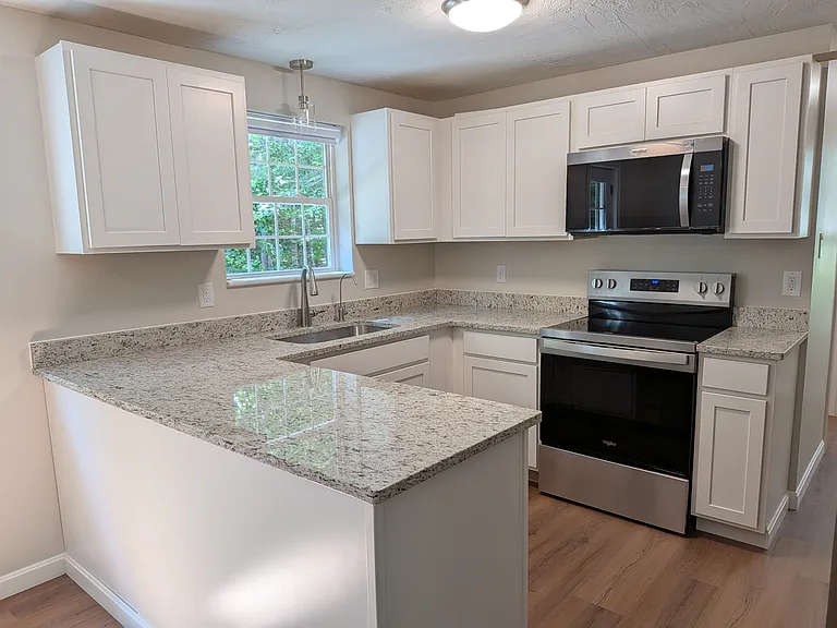 637 River Rd #B — Photo 1
