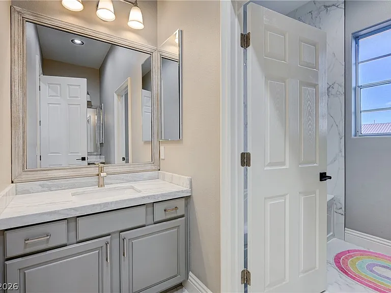 9738 Bear Trap Ct — Photo 36