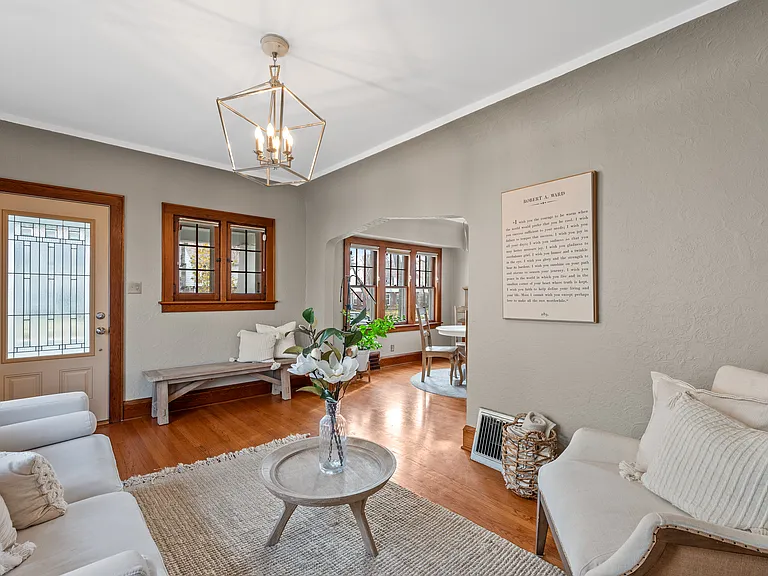 4929 N Idlewild Ave — Photo 3