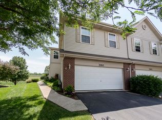 660 Elizabeth Ct, Romeoville, IL 60446