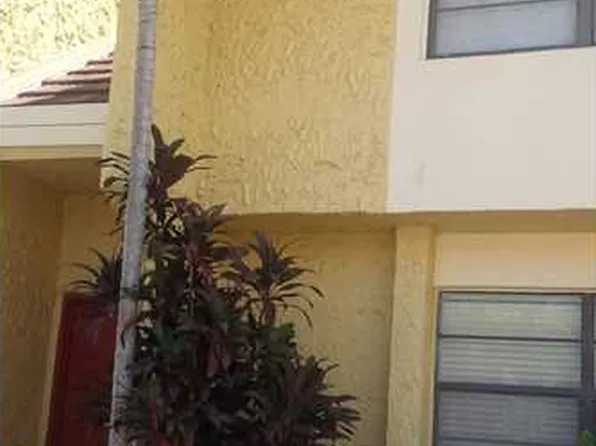 2546 N 38th Ave #C-22, Hollywood, FL 33021