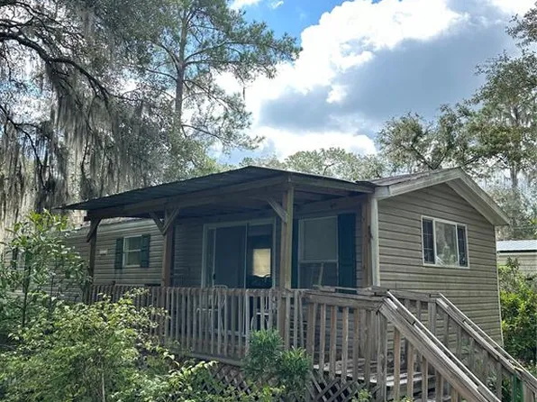 127 Hidden Lake Trl, Hawthorne, FL 32640