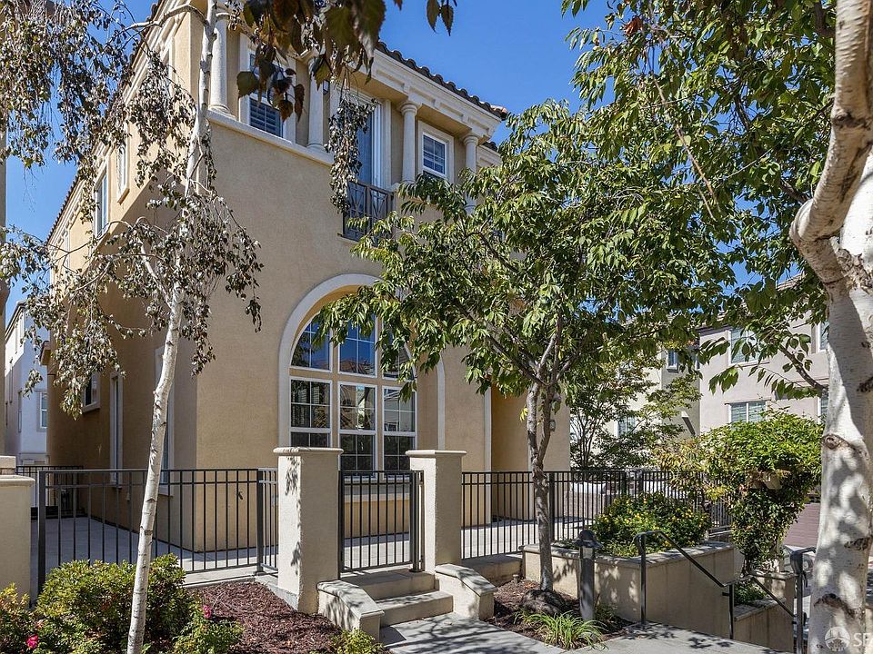 1st image of 4684 Torrey Pines Cir