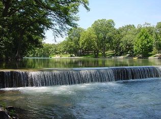 868 Pecan St, Canyon Lake, TX 78133