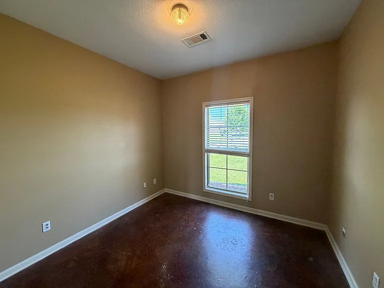 138 Palin Dr — Photo 11