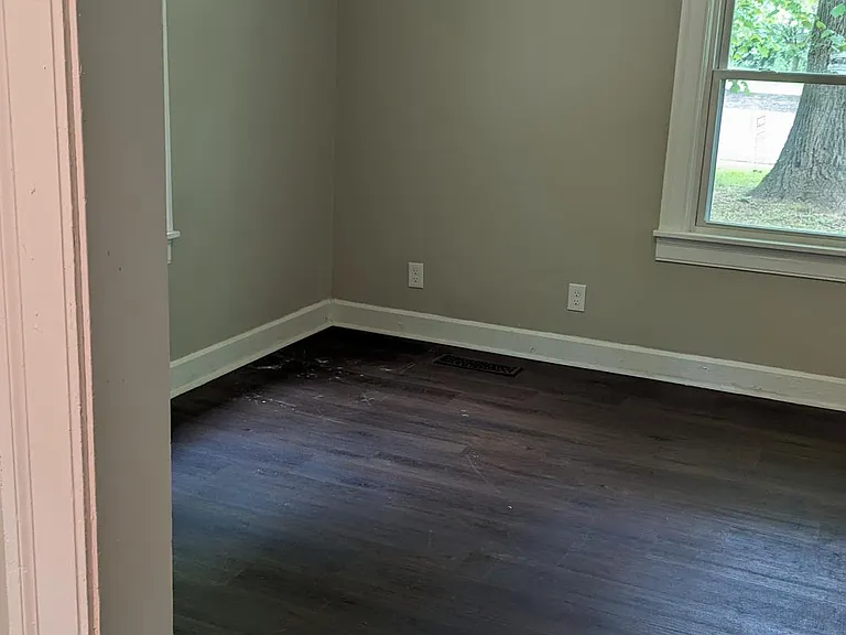 1809 Middle Tennessee Blvd — Photo 6