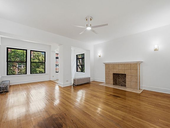 2nd image of 1227 E Hyde Park Blvd #2