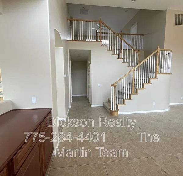 2847 Falcon Ridge Dr — Photo 4