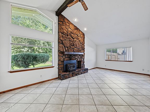 3rd image of 1701 S 72nd Ave