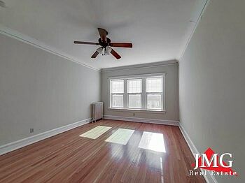 5th image of 2308 W Wilson Ave APT 3