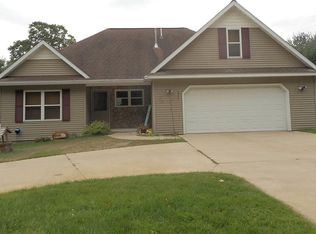 3335 Juniper Dr, Farwell, MI