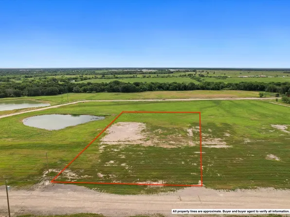 23 Grison Cir, Corsicana, TX 75109