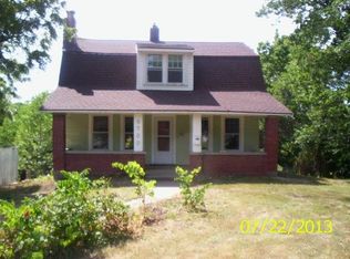 9700 Hillcrest Rd, Kansas City, MO 64134