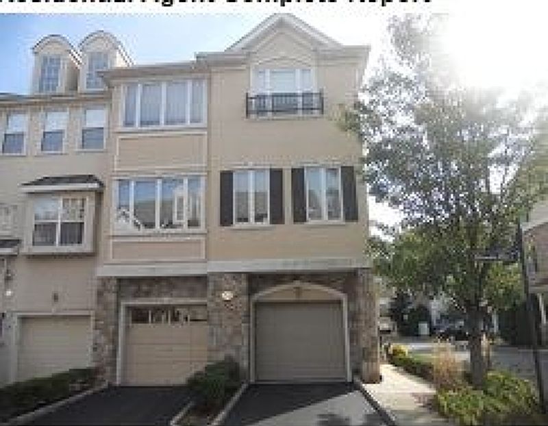 1st image of 14 Devonshire Dr