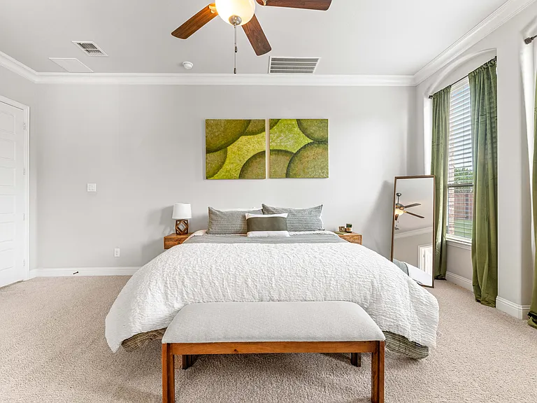 4611 Acacia Pkwy — Photo 8