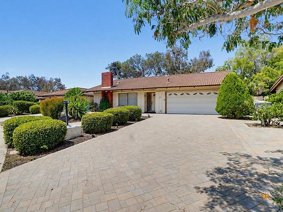 2nd image of 12564 Camino Emparrado