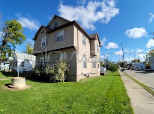 800 12th St NE, Cedar Rapids, IA 52402