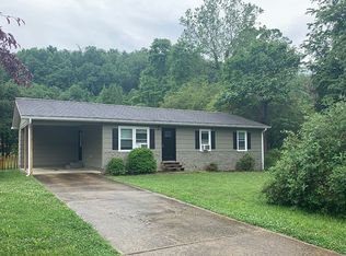 130 Holly Hill Rd, Bryson City, NC 28713