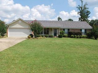 1308 Lee Stokes Rd, Columbus, MS 39702