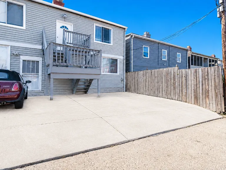 1316 Adams St NE #1 — Photo 18