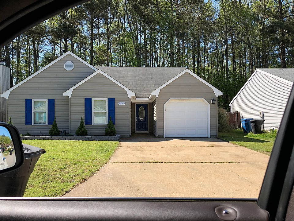 1st image of 1745 Eastborne Dr