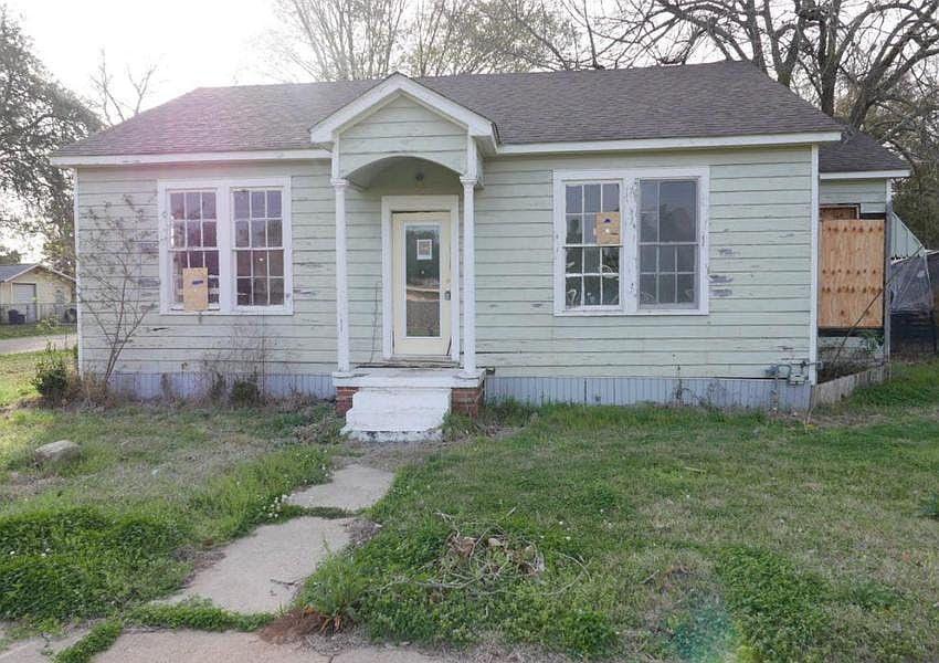 1st image of 112 S Louisiana Ave