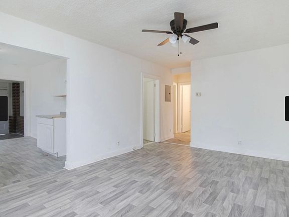 3rd image of 1824 Clements Ave