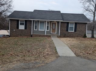 3902 N Hillwood Ct, Springfield, TN 37172