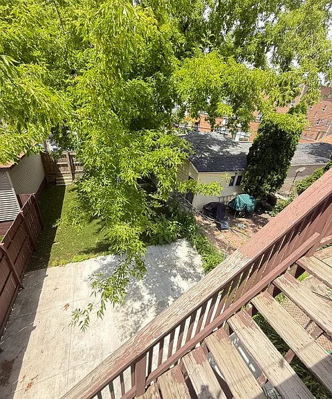 1636 N Claremont Ave #2 — Photo 17