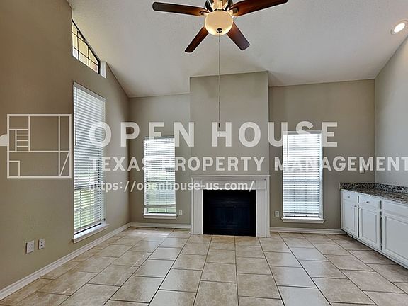 4th image of 2510 Melissa Ln