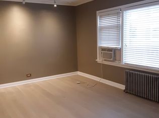 426 Elmwood Ave #2, Evanston, IL 60202