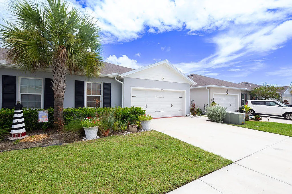 3 bed, 2.0 bath, 1529 sqft, $2,000 — Photo 4