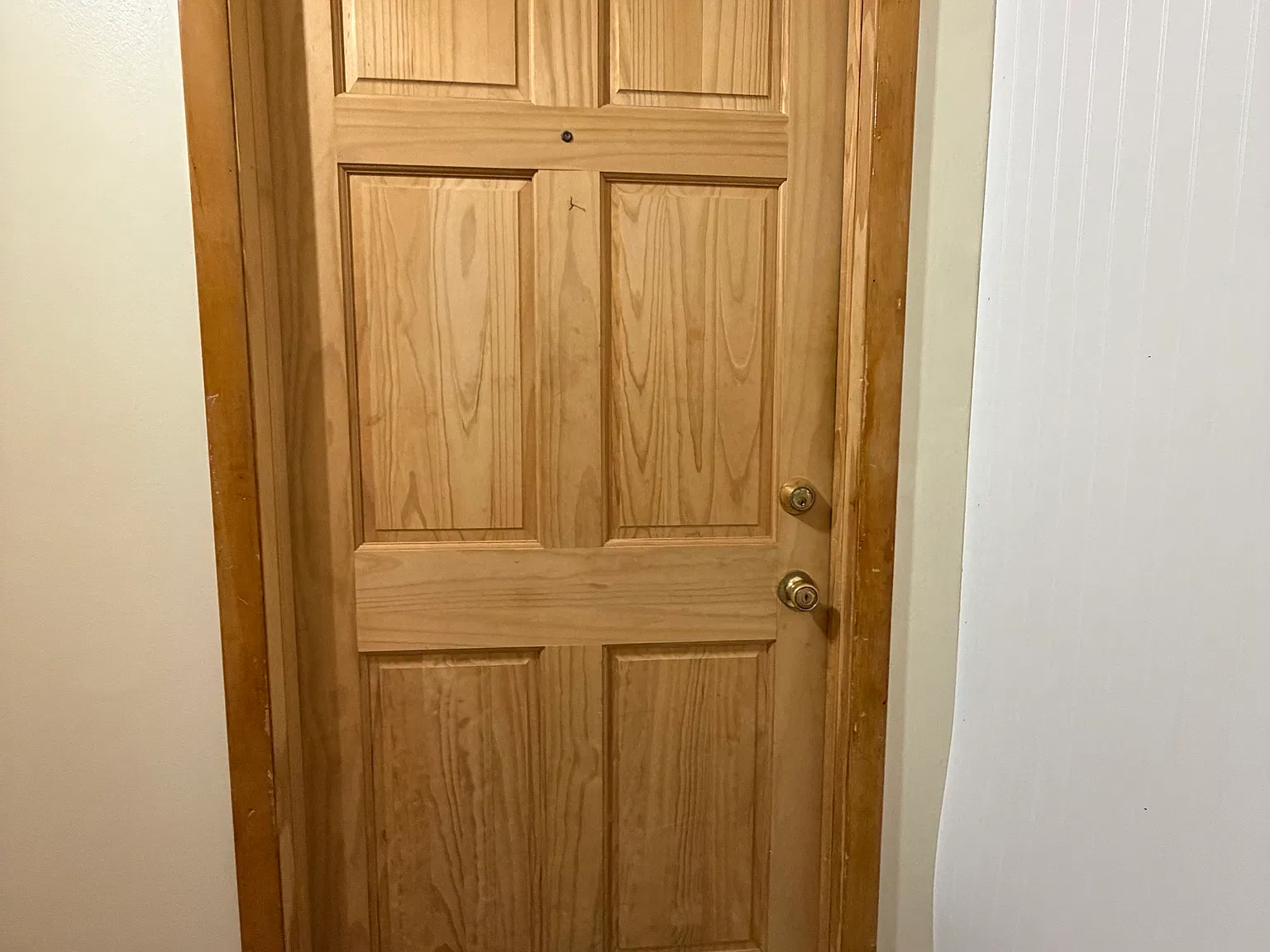 2 bed, 750 sqft, $995 — Photo 2