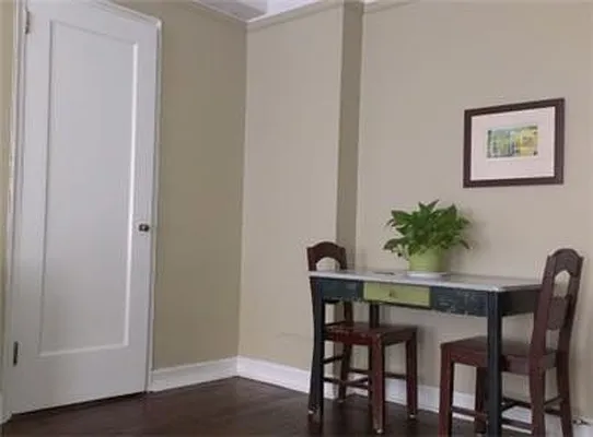 Sold by R New York | media 1