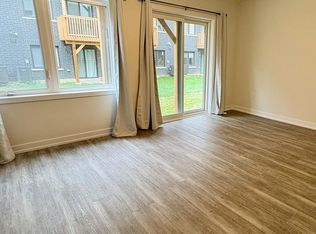 1355 Shevchenko Blvd, Oakville, ON L6M 5P3