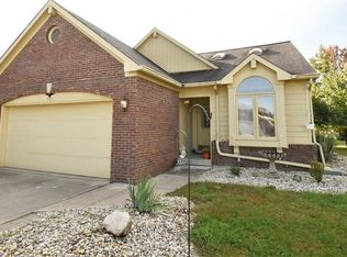 797 Ivy Ln, Greenwood, IN
