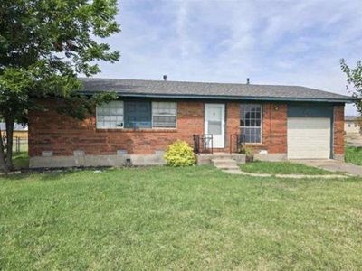 5830 NW Kinyon Ave, Lawton, OK, 73505