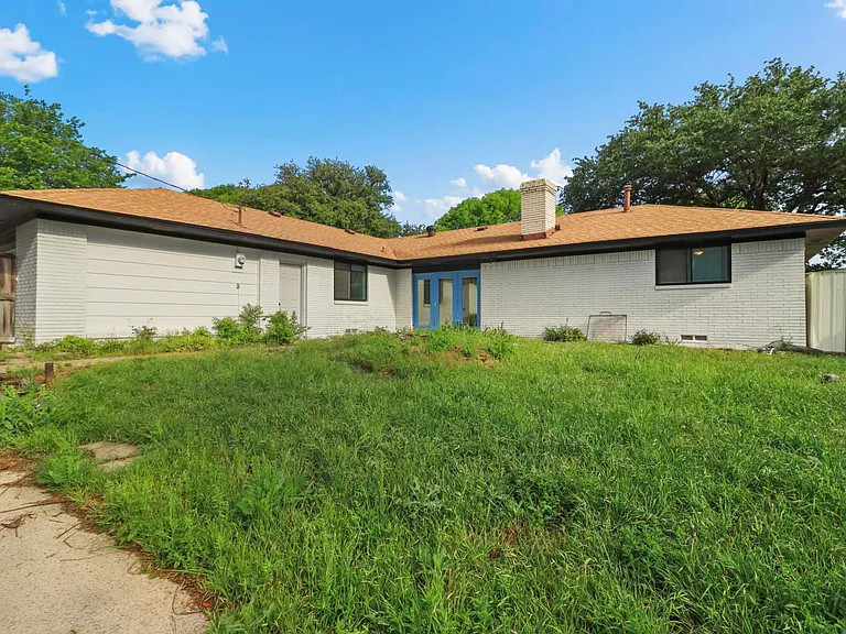 2404 Kentfield Ln — Photo 26