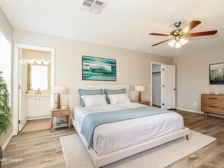 11807 W Ester Dr — Photo 10