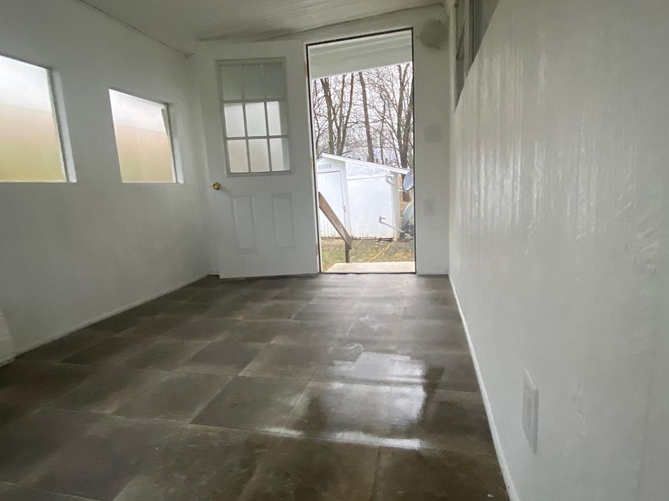 1st image of 707 Fairmont Ave Unit 9