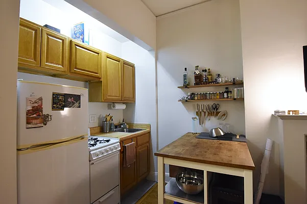 Rented by Balass Ralph, LREB | media 20