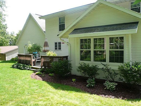 5th image of 2134 Oakwood Dr