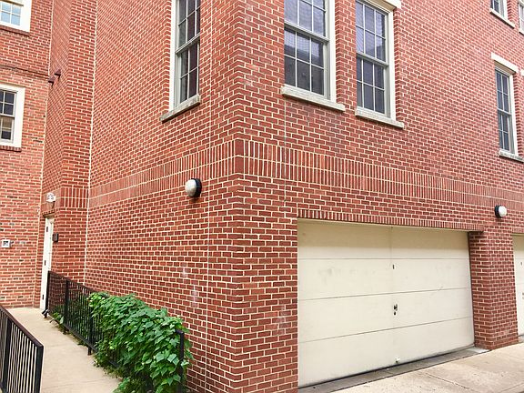 2nd image of 249-51 N 2nd St Unit 1R