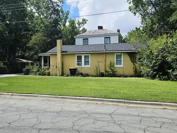 1601 Grove St, Savannah, GA 31401