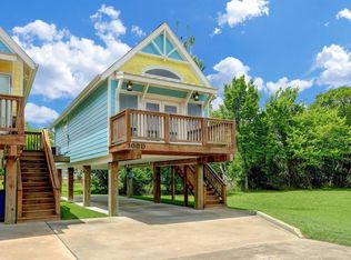100 Grove Rd STE D, Kemah, TX 77565