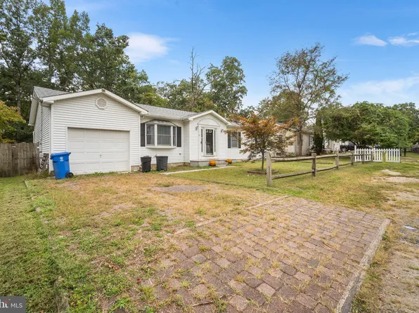 11 Clover St, Browns Mills, NJ 08015