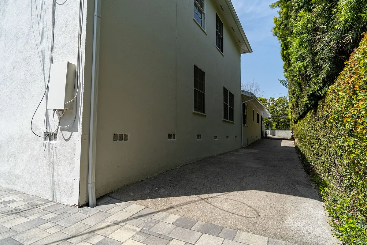 Building Photo - 12216 W Sunset Blvd